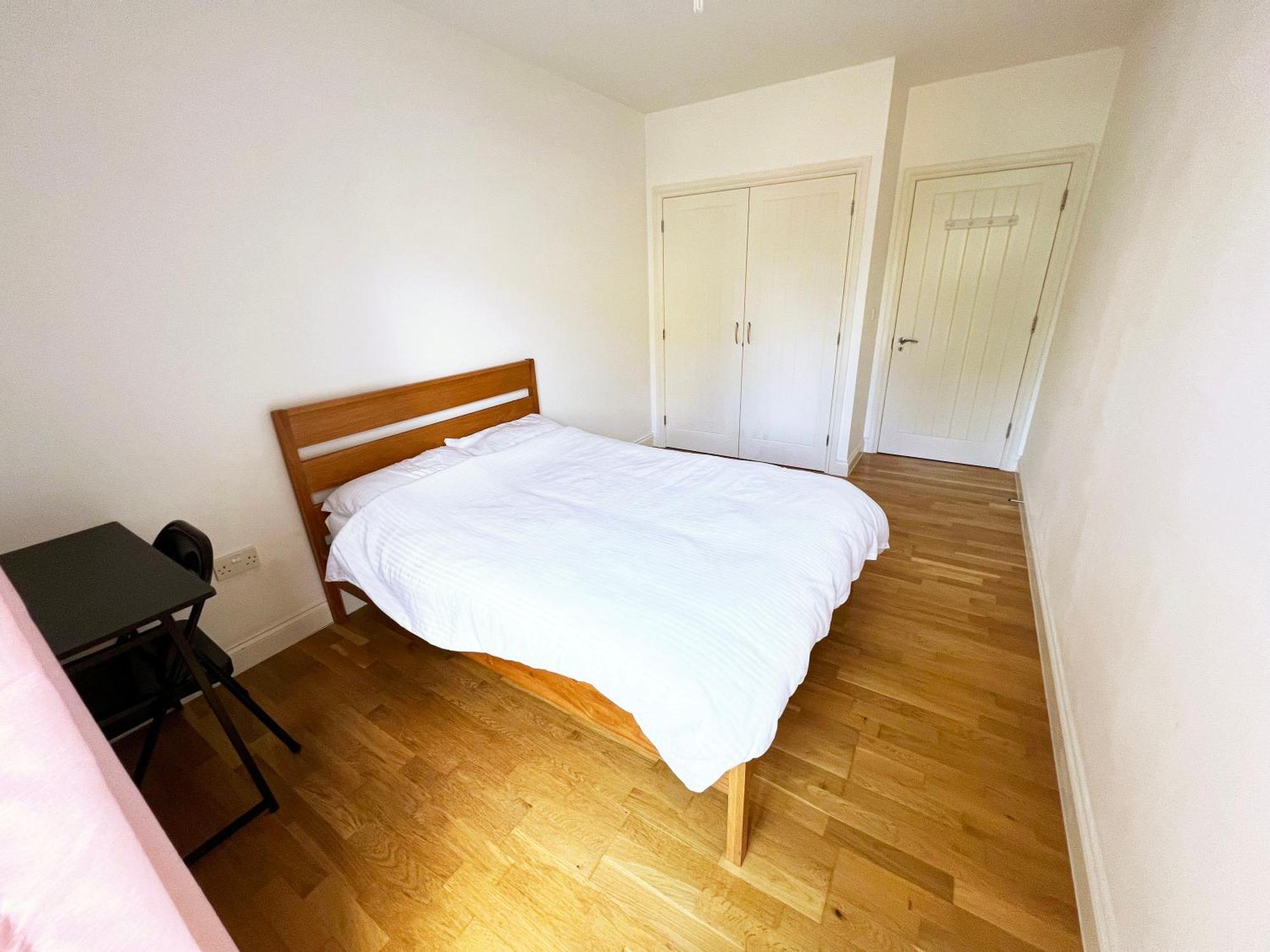 Bedroom 2, Queens Road 伦敦 外观 照片